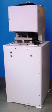 Zugprobenstanze ZS 600 CV C-Formrahmen fuer Zugproben nach EN10002 DIN 50125 IkonRes